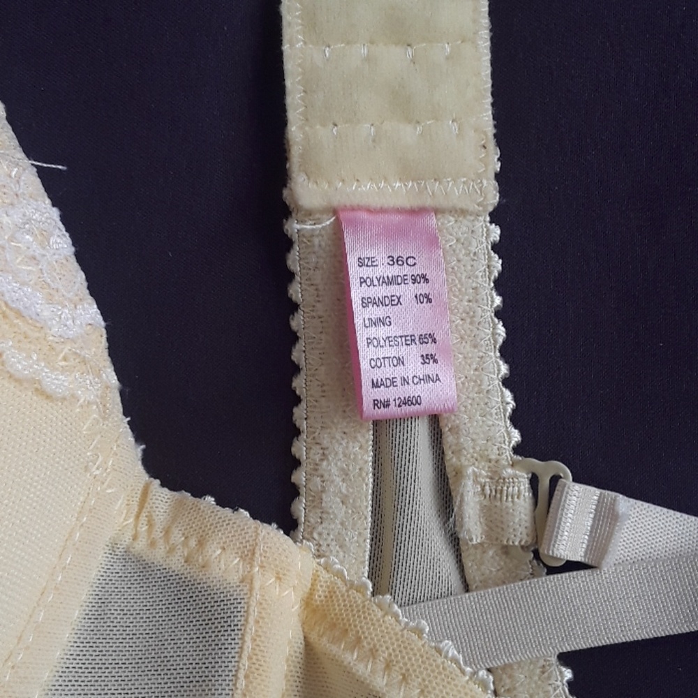 Bras - Picture 7 of 8